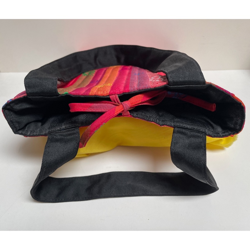 Silk purse from Taiwan - Picture 2 of 2